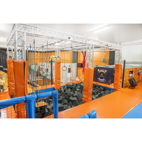 Trampolinpark - komplette Konstruktion mit Ausstattung | Unternehmen zu verkaufen