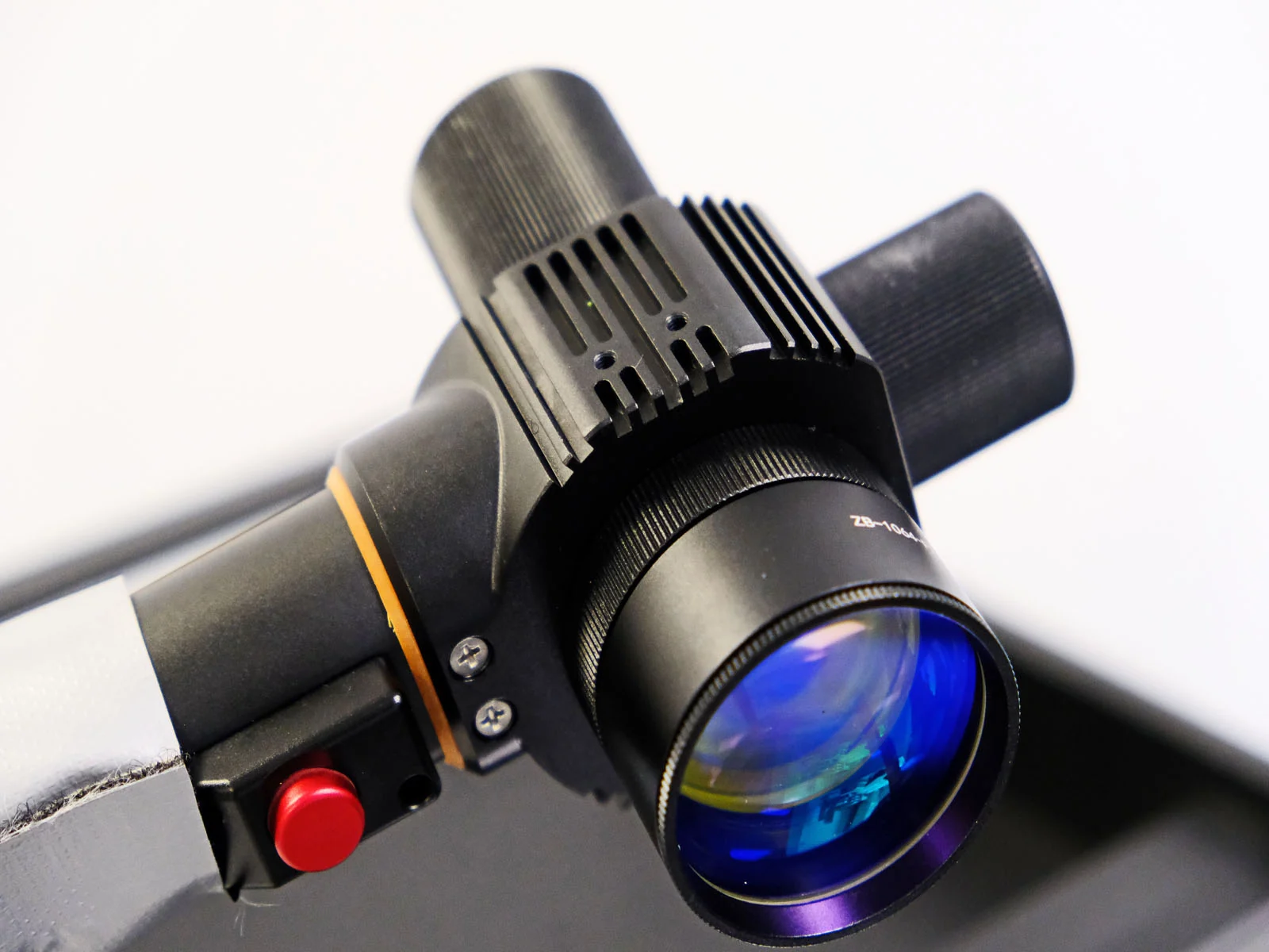 Kopf eines gepulsten Laserreinigers
